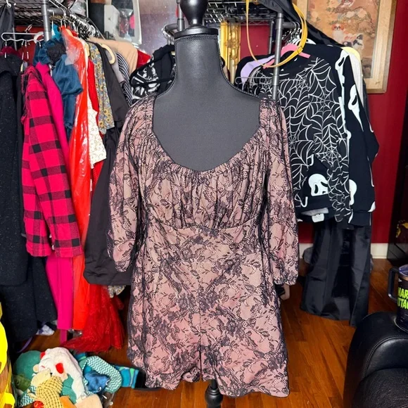 Vixen by Micheline Pitt Peach Lace Vacation Playsuit - Picture 2 of 4